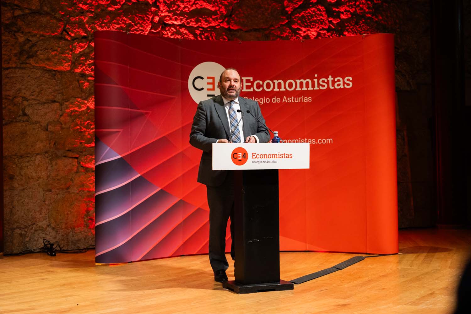 Encuentro de Economistas. 26 febrero
